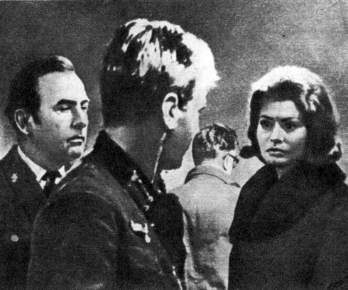 'Затворники Альтоны'. Реж. В. Де Сика. (Справа - актриса С. Лорен.) 1962